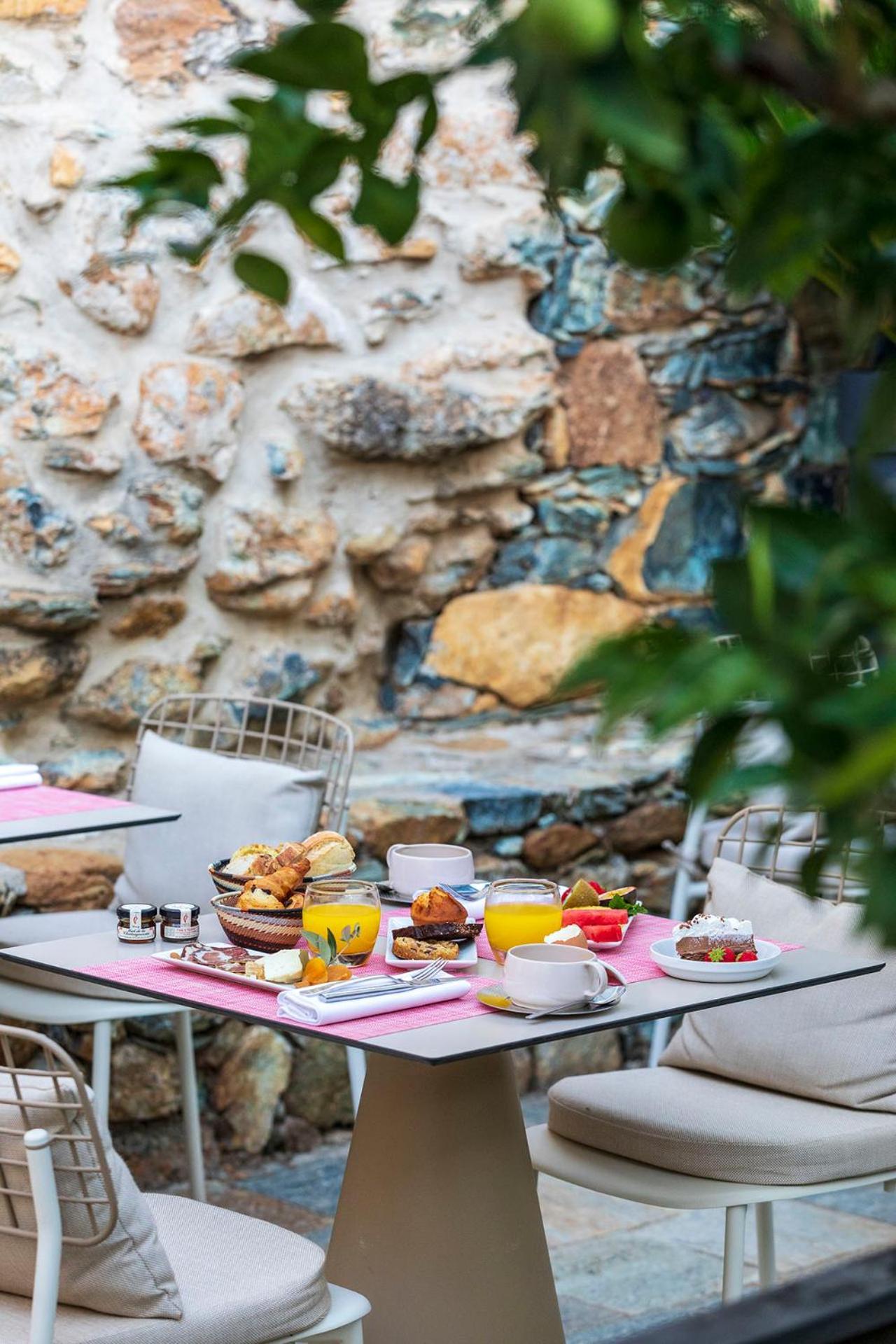 Hotel La Dimora & Spa Oletta  Zewnętrze zdjęcie